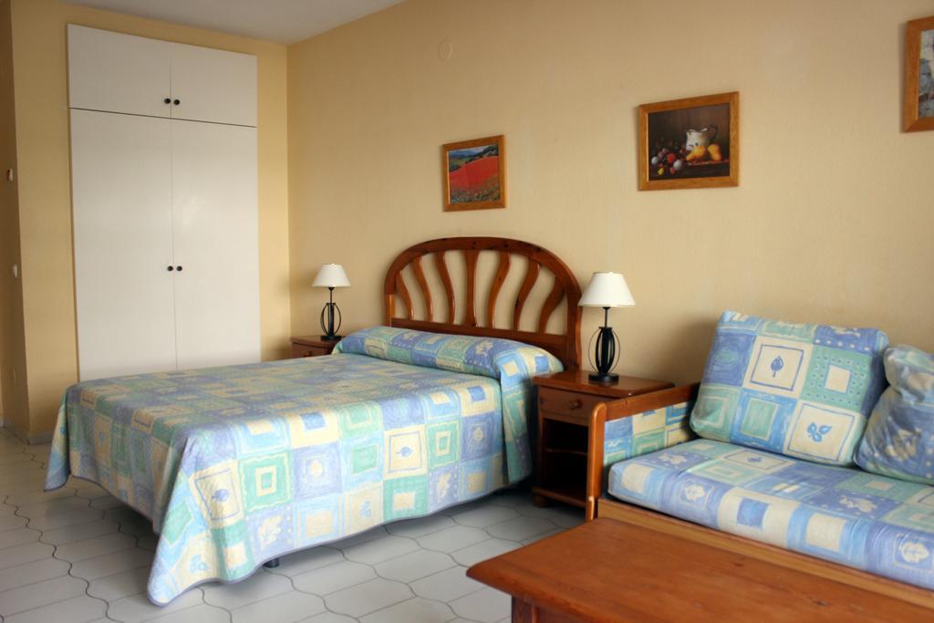 בנאלמדנה "Vive Benal Beach" Estudios Con Vistas Al Parque Acuatico מראה חיצוני תמונה