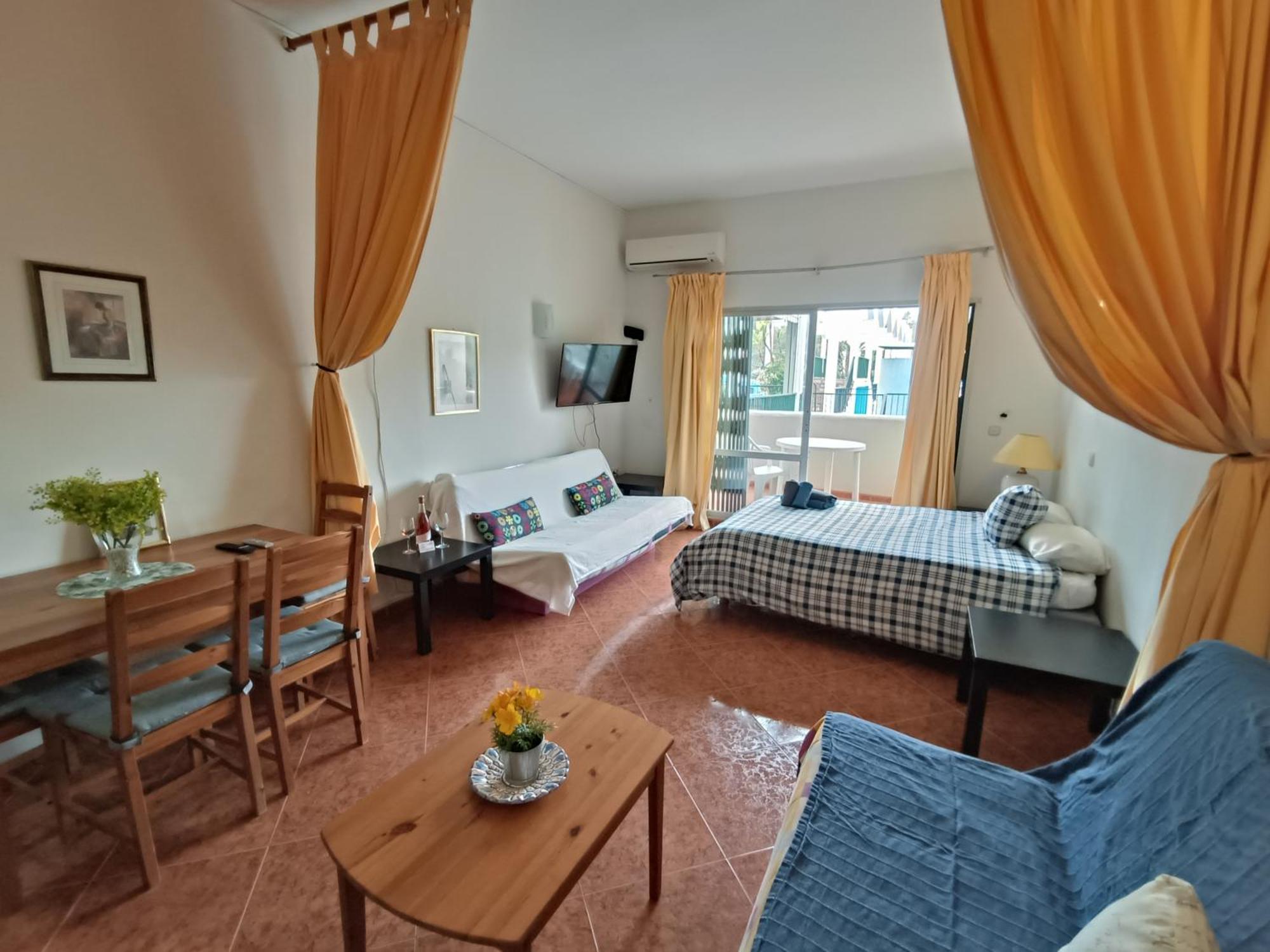 בנאלמדנה "Vive Benal Beach" Estudios Con Vistas Al Parque Acuatico מראה חיצוני תמונה